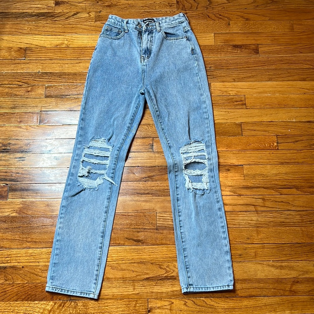 PRETTYLITTLE THING Straight Leg Blue Jeans